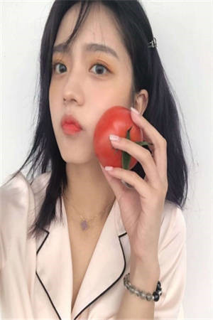 精品全集秦颜今谭可欣玄学大佬下山后，直播算命爆红了