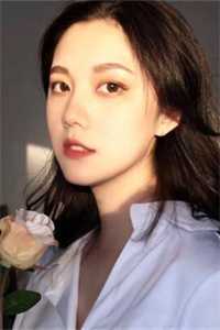 穿成反派后，她在宗门成了团宠小师妹
