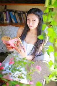 觉醒后，假千金凭实力成团宠