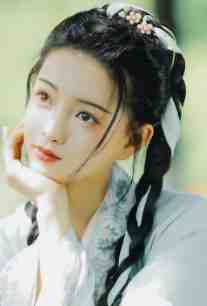 白莲花师妹修真摆烂全靠宗门内卷