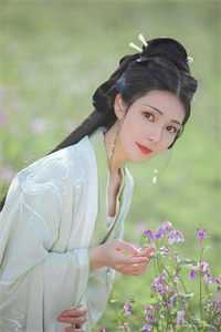 瞎子开局逆风翻盘，抱得校花归