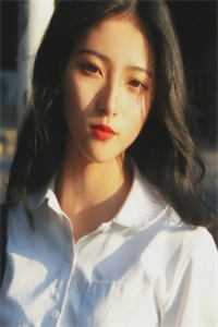与女帝同胎，她总想拔我脐带