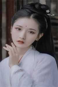 皇后三胎九子，朕还需选秀？