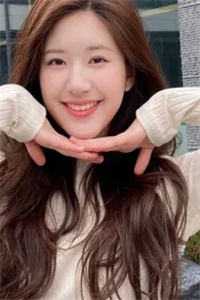 五岁小瘟神，靠娃综成为国民女儿