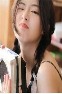 身为主角，我除了女帝老婆一无所有