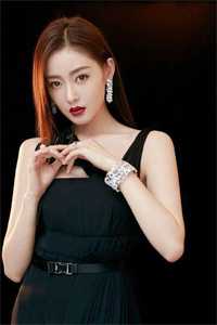 全家读心：我成皇室团宠娇女