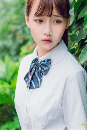 暗恋成真，我和女神先婚后爱