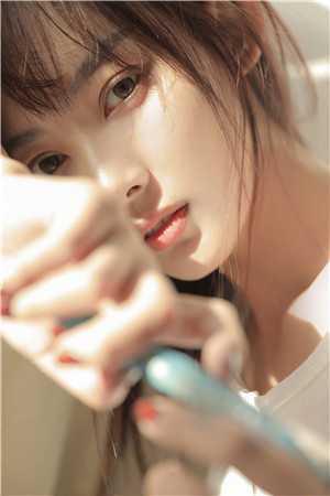 嘲我混得差？我老婆可是国民女神