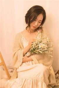 她毅然离婚前夫追妻火葬场