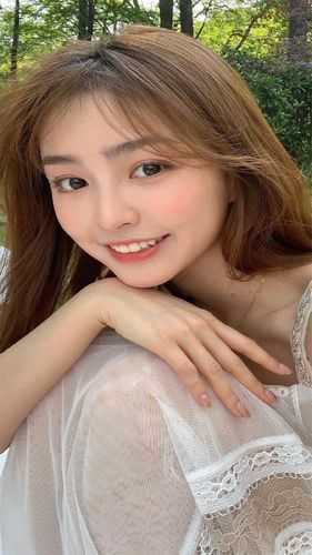 穿越后,资本闺女在乡下捡了一条龙脉 小说