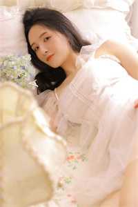 暗恋成真，我和女神先婚后爱