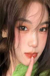 绑定无敌系统后，躺着也能当武帝