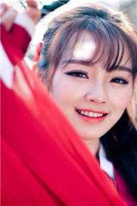 闪婚亿万总裁后，太太她成了白富美