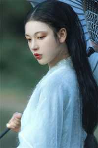 校花嫌我穷?总裁姐姐派车队迎接