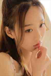 在港综世界和顶级美女谈恋爱