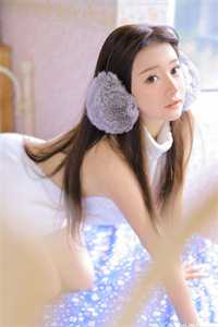 离婚后，我被小鲜肉们围满了