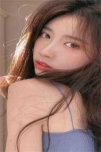 小白莲她乖巧美丽，行走江湖靠演技
