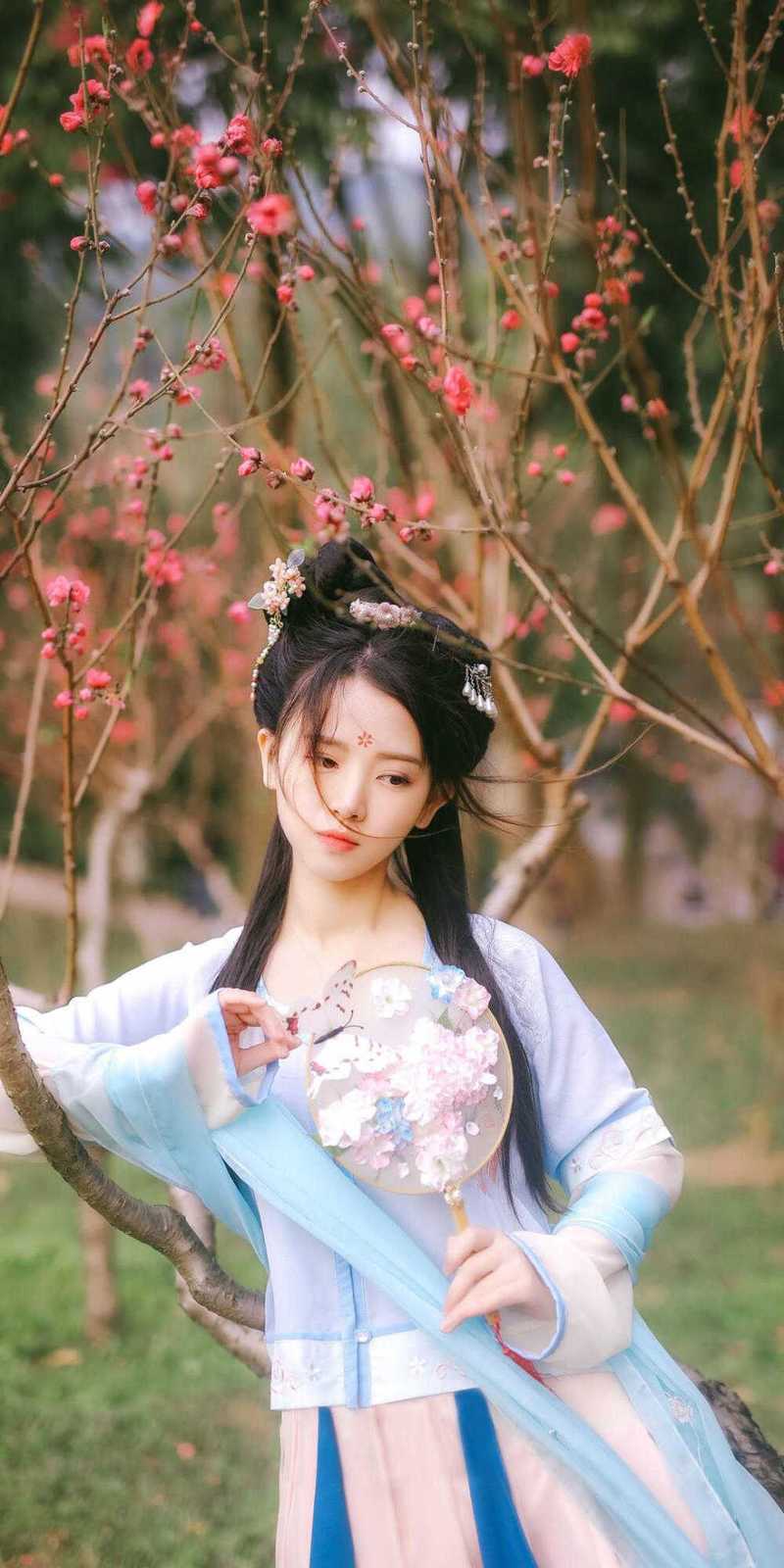 穿越乱世小牛棚，开局捡了个小娘子