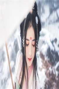 精选篇章阅读都拜师女主?那我只好独享女魔帝
