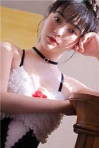 远离她后,她空降未婚妻
