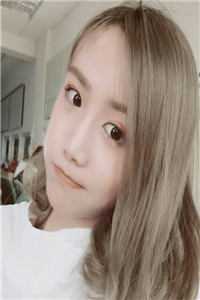 穿成女主的炮灰救命恩人