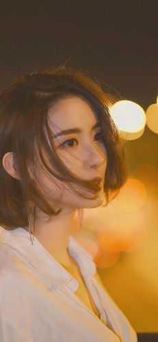 短篇小说我比烟花更落寞