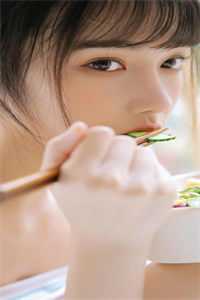 完整文本清纯女友出国后，成了他人的小狗
