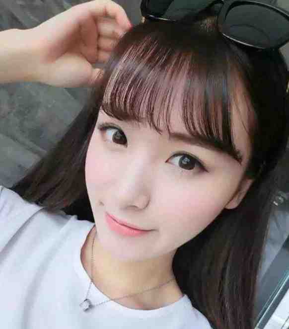 婚礼当天他逃婚,我淡定吃席全文