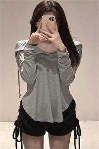 霍朗昀白月光写的小说和前夫离婚后，跟他哥闪婚了