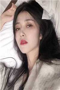 杨咩咩许星漾写的小说勇闯娱乐圈，一不小心癫成了顶流全文阅读
