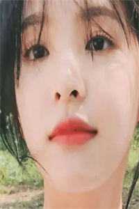 全文版敲开男友房门发现他和其他女人缠绵