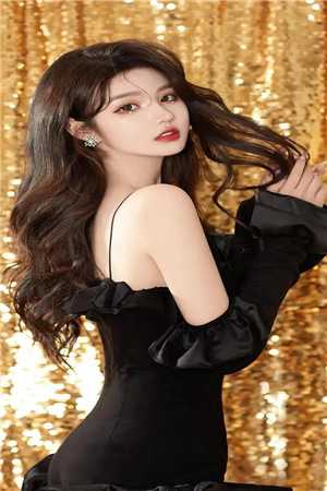 小说觉醒八零，离了院花做团长by陈栋许筠