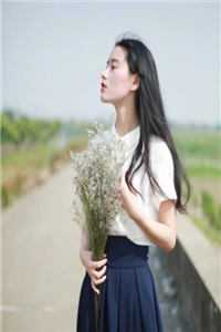开学后,贫困生舍友想学摄影畅读全文版