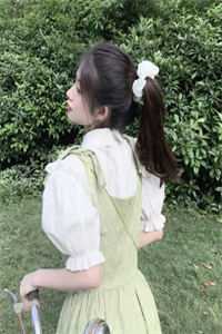 落日如红豆，相思写满天宋锦书江欲行小说