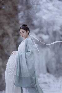 全文小说抓住裂缝里的光贺微月厉时宴