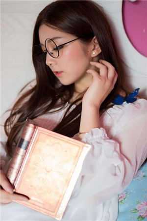 抖音热门写的小说哥哥输光妈妈救命钱，我拉着他继续上牌桌全文阅读