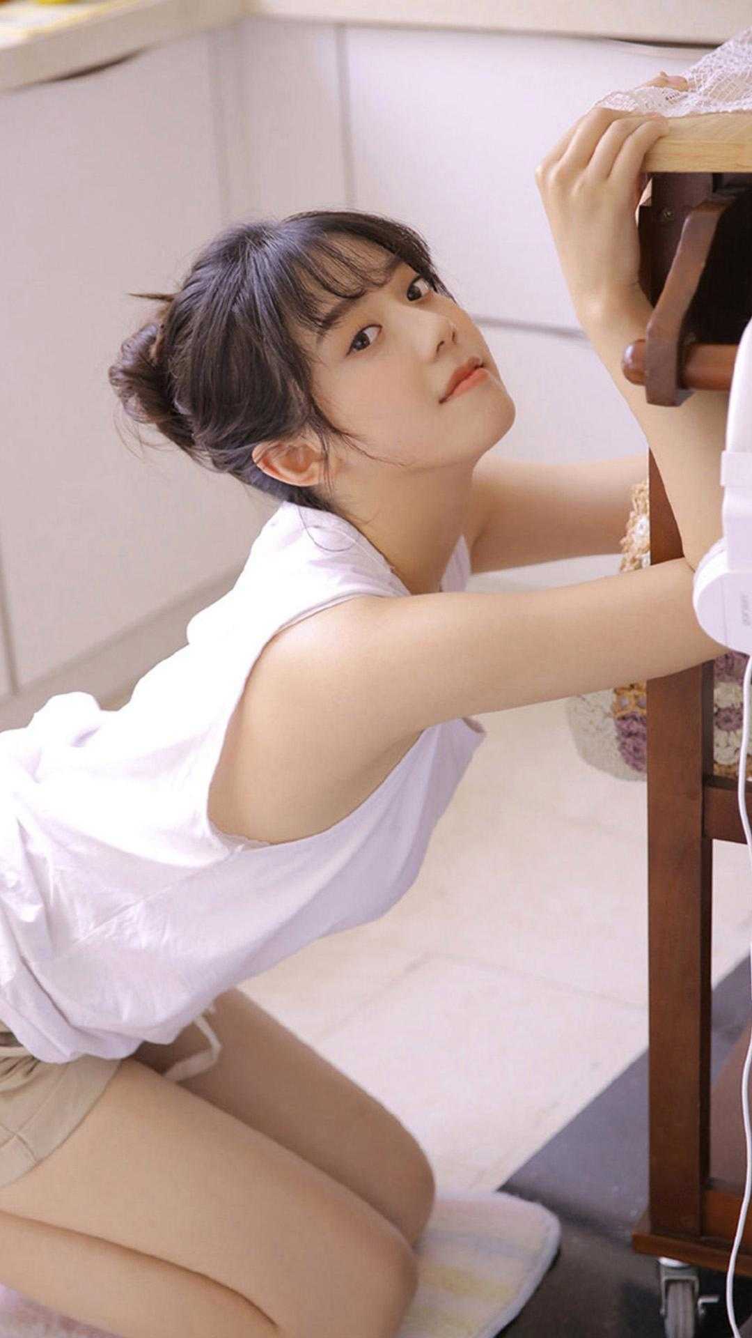 悄悄苟了前年，系统竟让我去当舔狗独孤灵徐霄小说