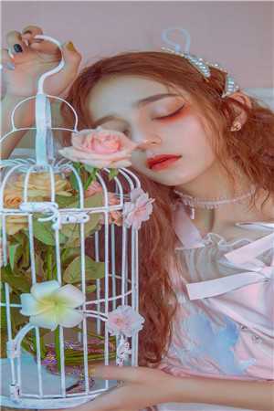 医女退婚后，整座侯府跪求我回头广告