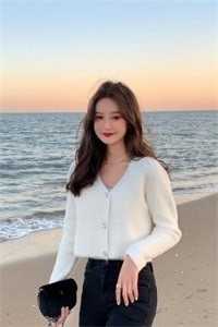 三姐妹倾心绿茶少年后未删减版