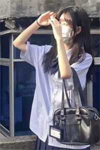 女星养奶狗，惨被情敌挖子宫全局