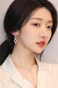 夫君出征带回一个怀孕的女子，他想纳妾，可那姑娘却只想做我闺蜜试读
