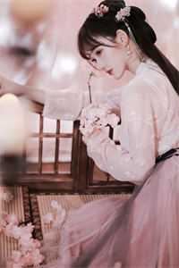 婆婆突发急症，丈夫在陪青梅看极光好书