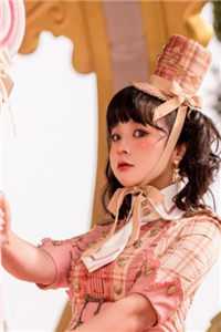 春意遥遥婉婉沈婉