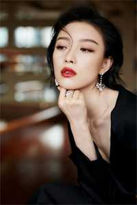 男友青梅砍我手后，又让我做婚礼蛋糕全文+后续