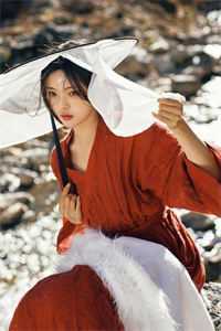 素玉贞青惹冰山美人是蛇精小说全文免费阅读