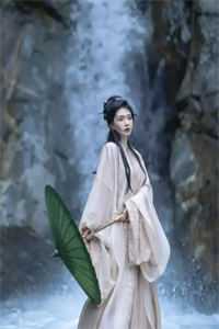 贪得一场镜花水月，终得一场曲终人散篇章