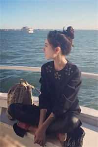 被老婆推入水箱十天后，我巨人观了小说