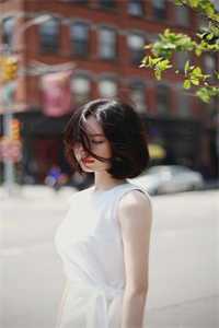 两界游戏：只要充钱我就能变强！陆轩李清雅