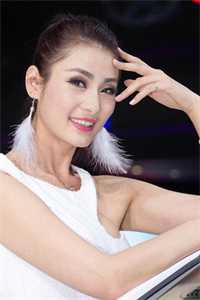 初恋在校友会逼婚，我却早就另嫁他人TXT