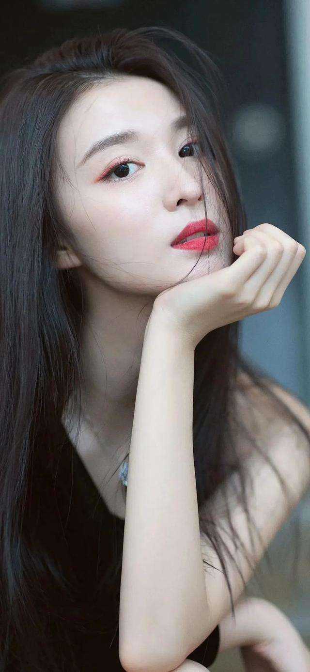 爱意迷惘，似风吻尘埃免费看